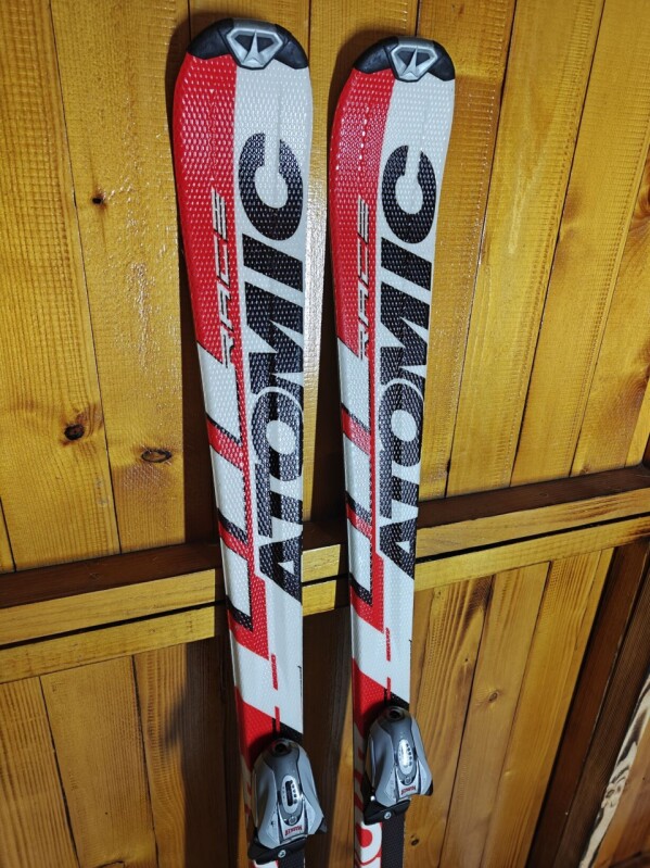 LYŽE ATOMIC RACE 9 JR 150CM